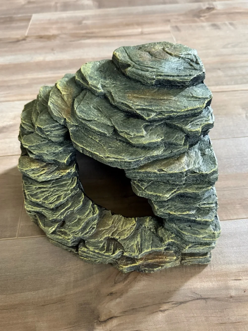 Thrive Rainforest Cave Reptile Decor